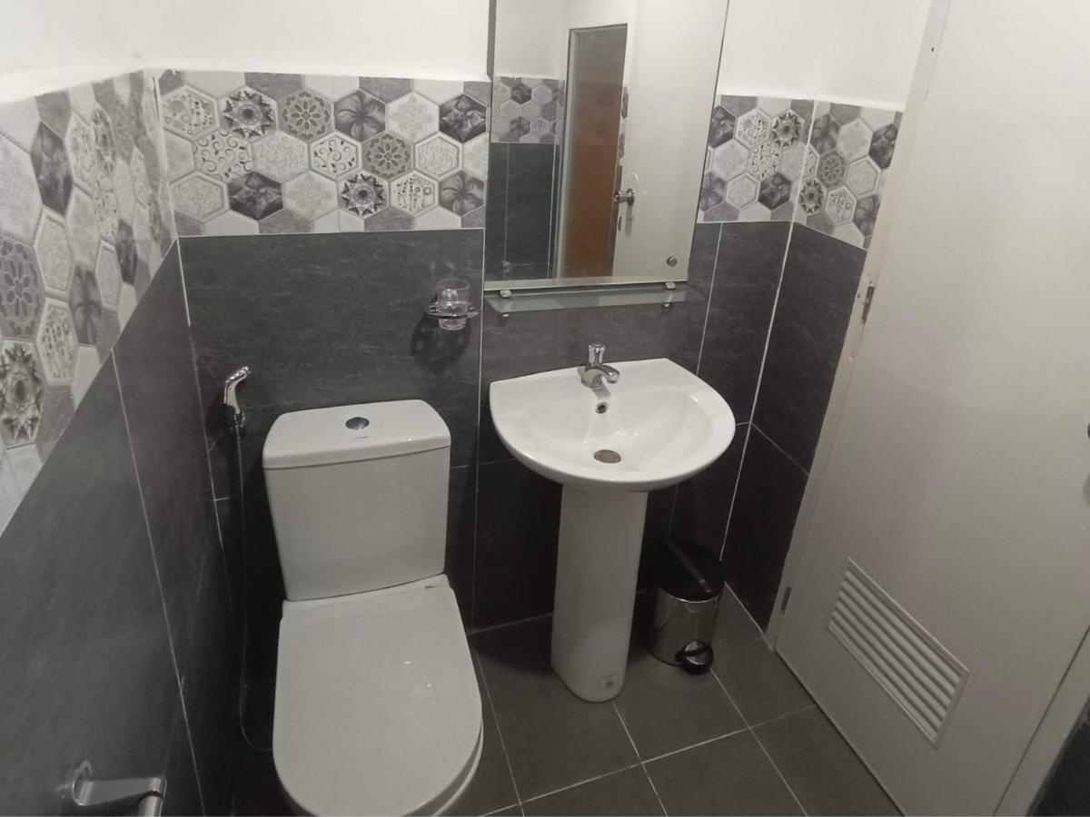 Happy Daze Hotel Tagum Esterno foto