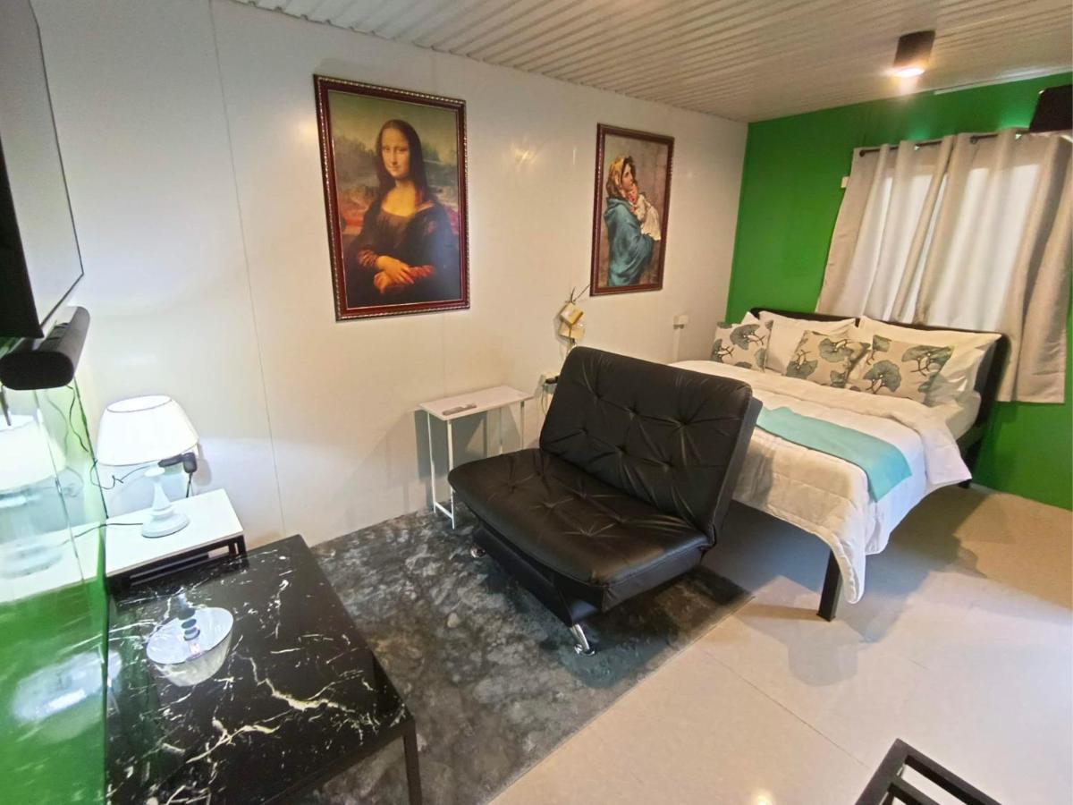 Happy Daze Hotel Tagum Esterno foto